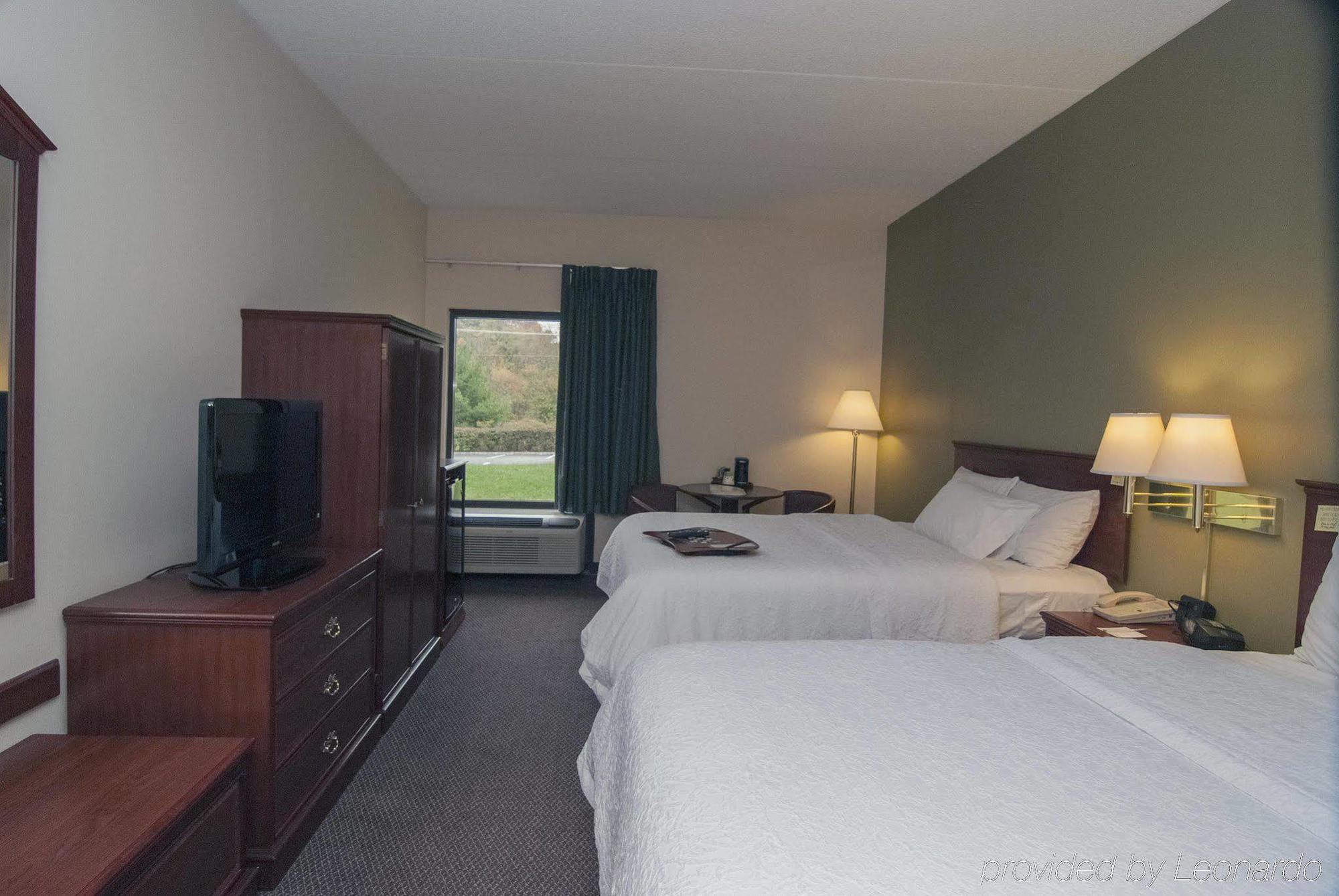 Hampton Inn Stadtteil Flemington Exterior foto